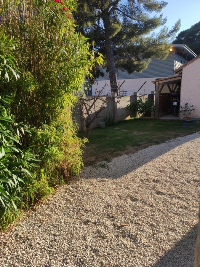 Joli Studio Au Calme Toulon Kültér fotó